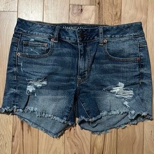 American Eagle Women’s size 10 midi jean shorts